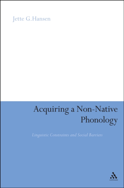Acquiring a non-native phonology : linguistic constraints and social barriers