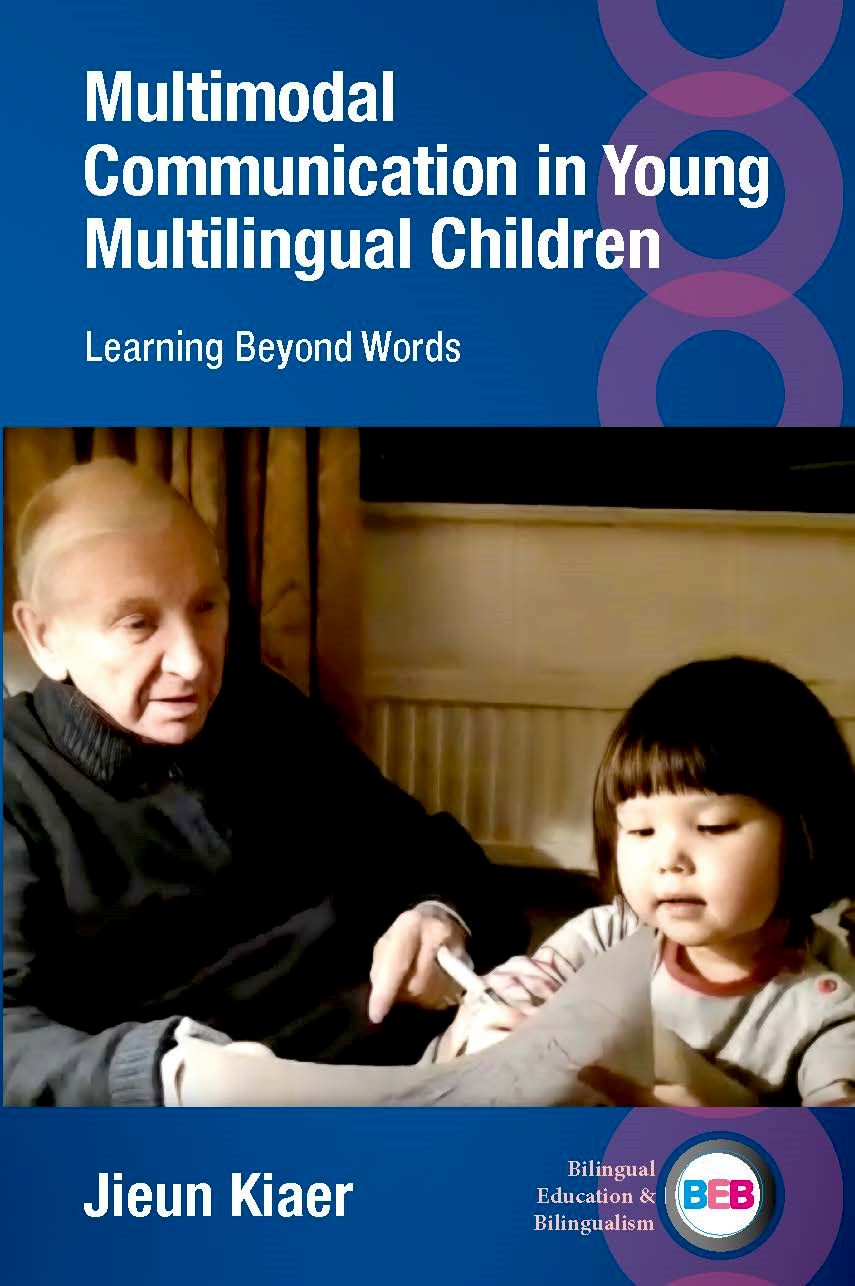 Multimodal Communication in Young Multilingual Children